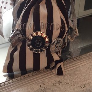 Henri Bendel bracelet